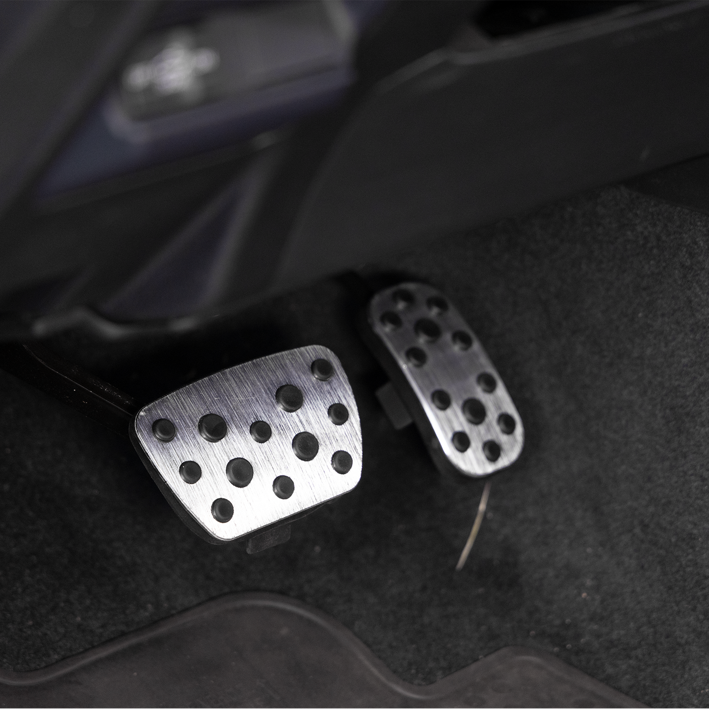 Tacoma Aluminum Foot Pedal Replacement Kit Non Slip Accelerator Brake Pedals for Toyota