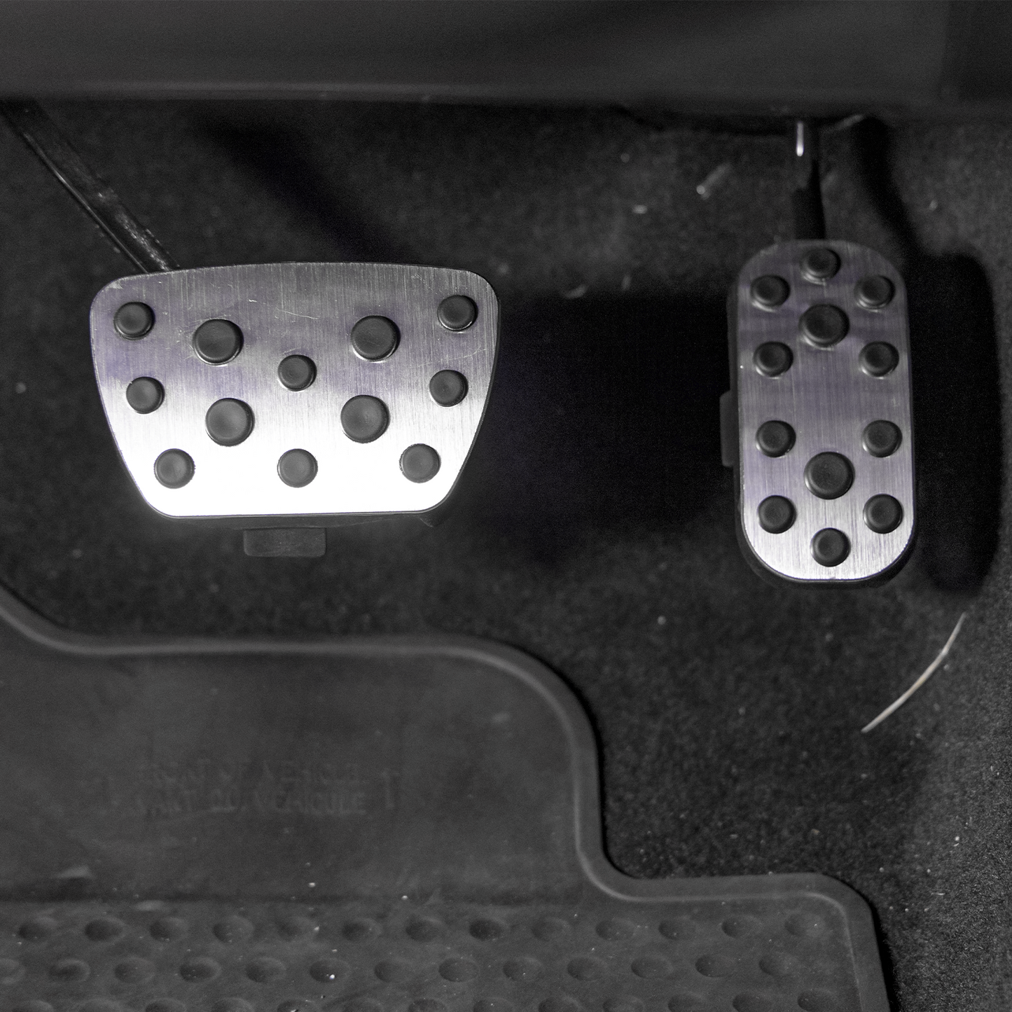 Tacoma Aluminum Foot Pedal Replacement Kit Non Slip Accelerator Brake Pedals for Toyota