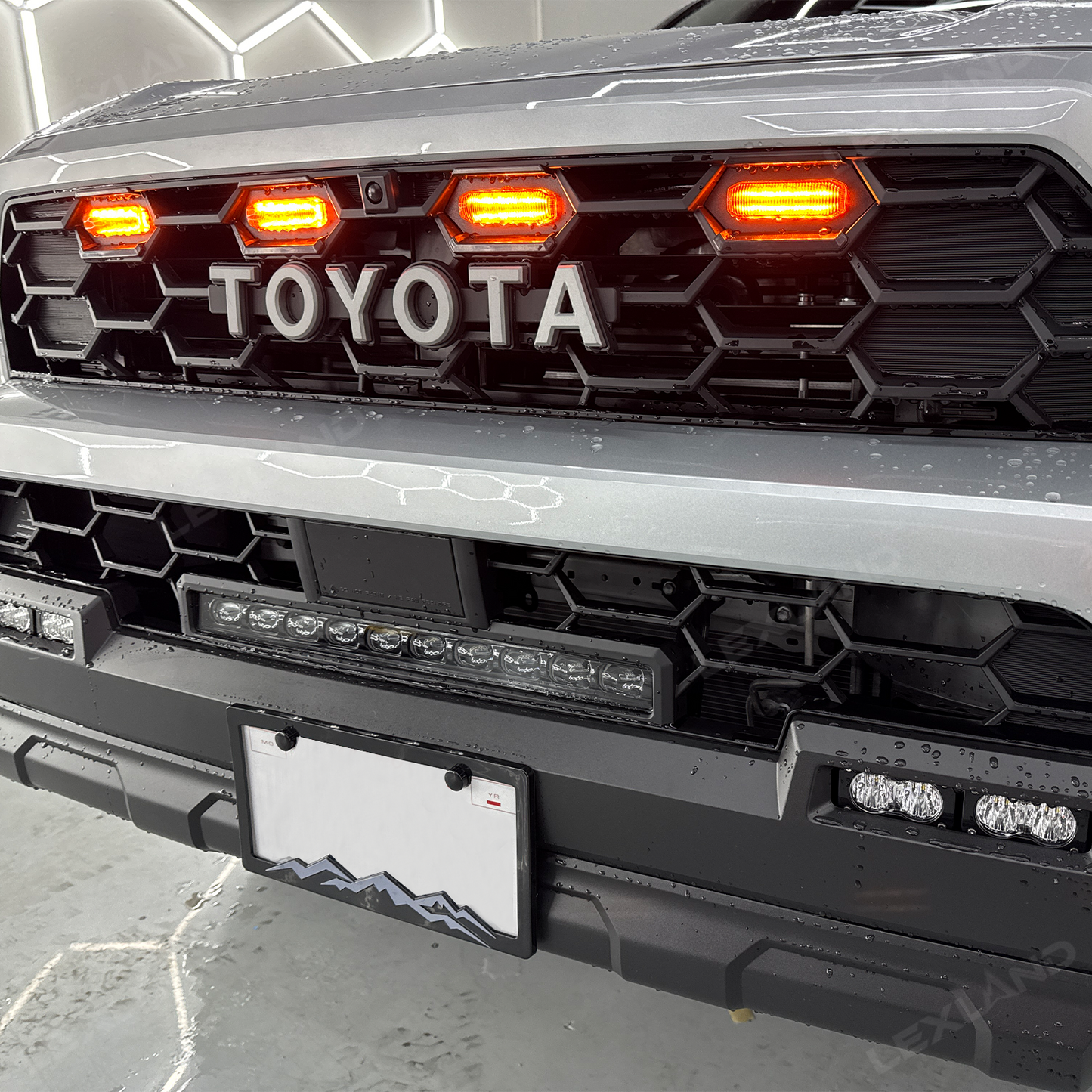4Runner TRD-Style Front Bumper Grille with Amber Light & LED Light Bar for Toyota