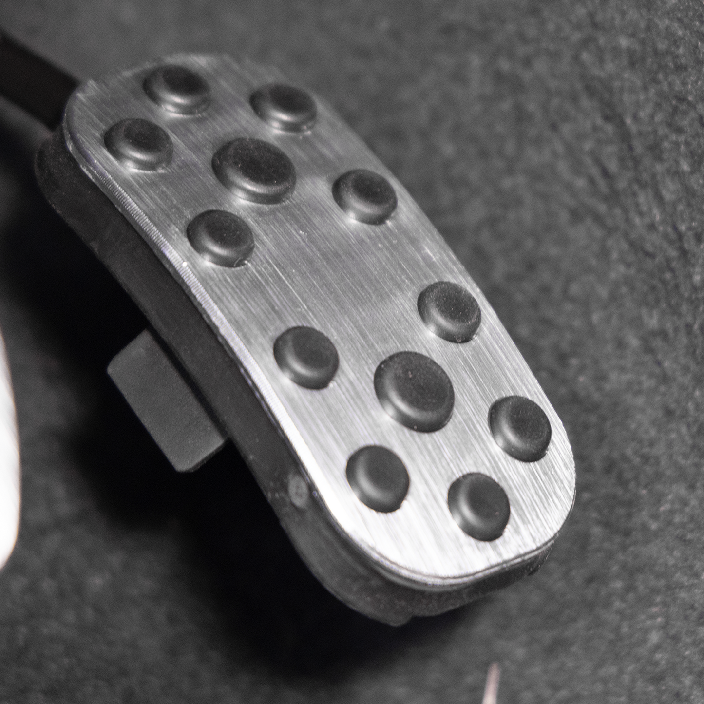 Tacoma Aluminum Foot Pedal Replacement Kit Non Slip Accelerator Brake Pedals for Toyota